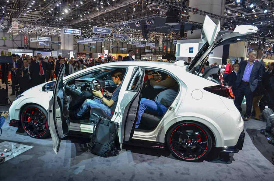 Honda_Civic_TypeR_04_Salone_Ginevra_2015