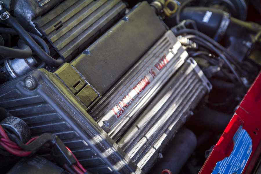 Lancia Delta HF Integrale Evo1 (4)