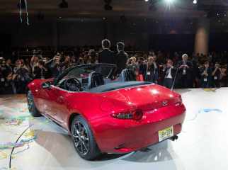 mazda-mx-5-wold-car-of-years (2)