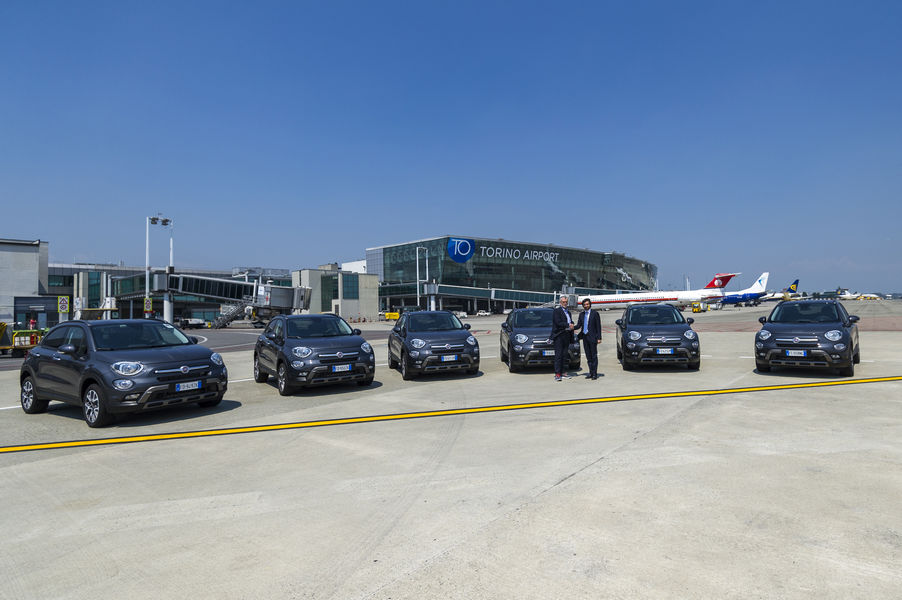 Consegna flotta Fiat 500X all'ad dell'aeroporto di Caselle