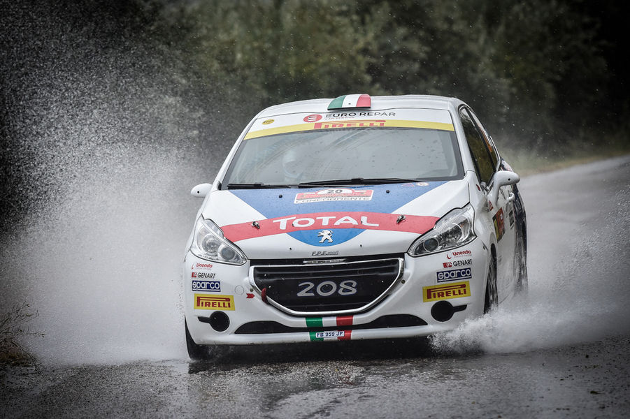 34-rally-due-valli-peugeot-208-r2-testa-4