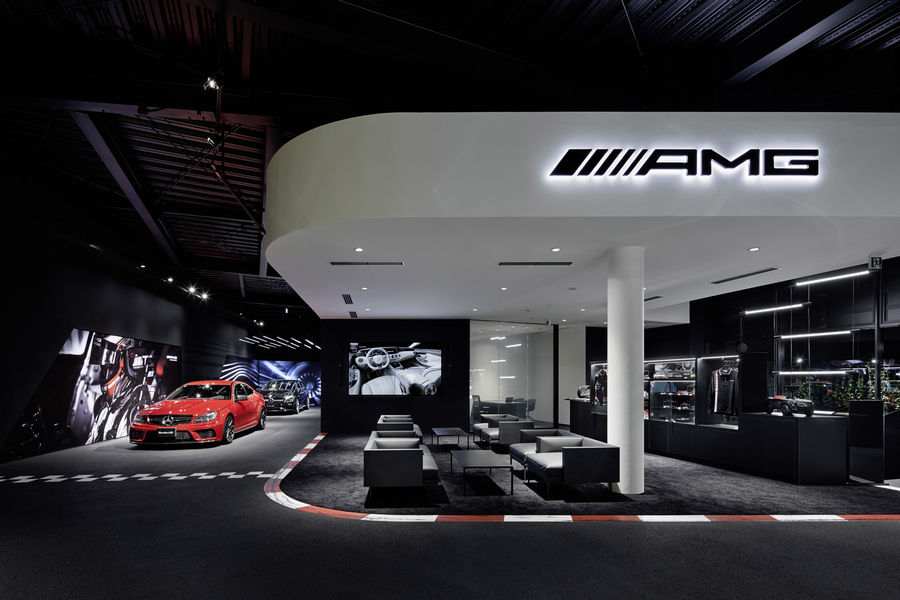 Mercedes-AMG Showroom in Tokio Setagaya