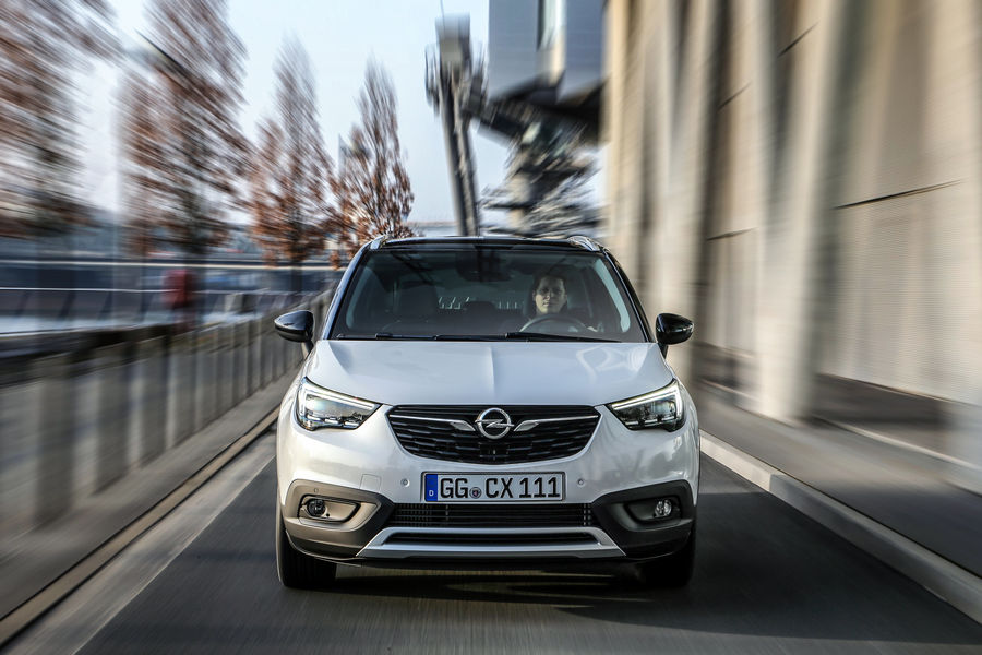 Opel-Crossland-X-2017-36