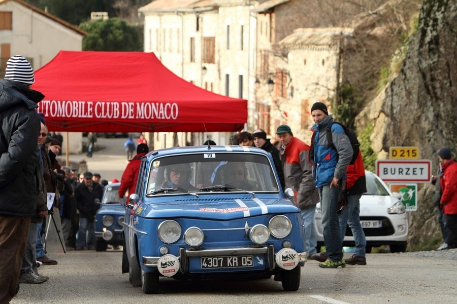 renault-8-gordini-rally-historique-montecarlo-15