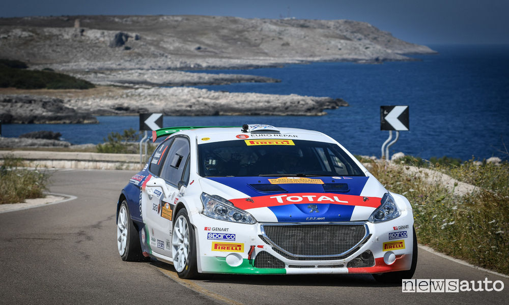 Peugeot-208-Rally-Andreucci-2017-Rally-Salento-13