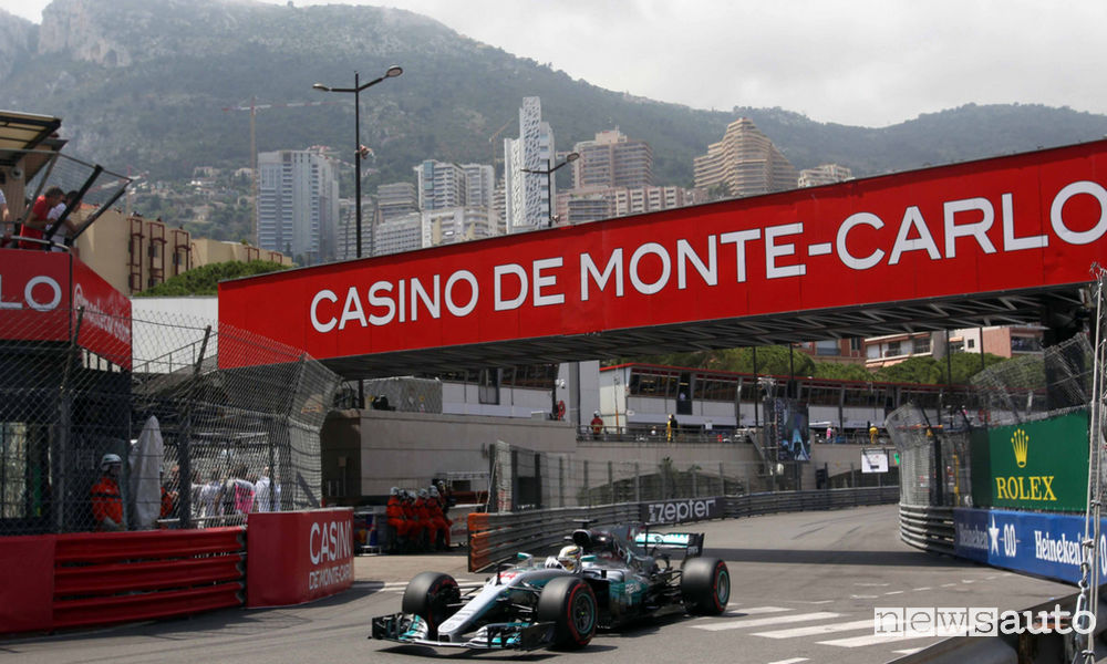 f1-2017-gp-monaco-mercedes-amg-hamilton