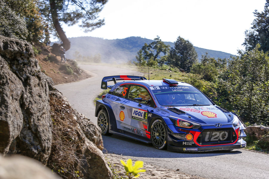 WRC-2017-Rally-Francia-73