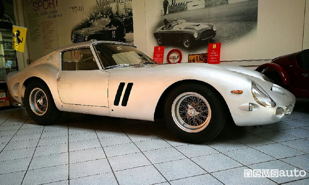 Modena-Motor-Gallery-Ferrari-250-GTO