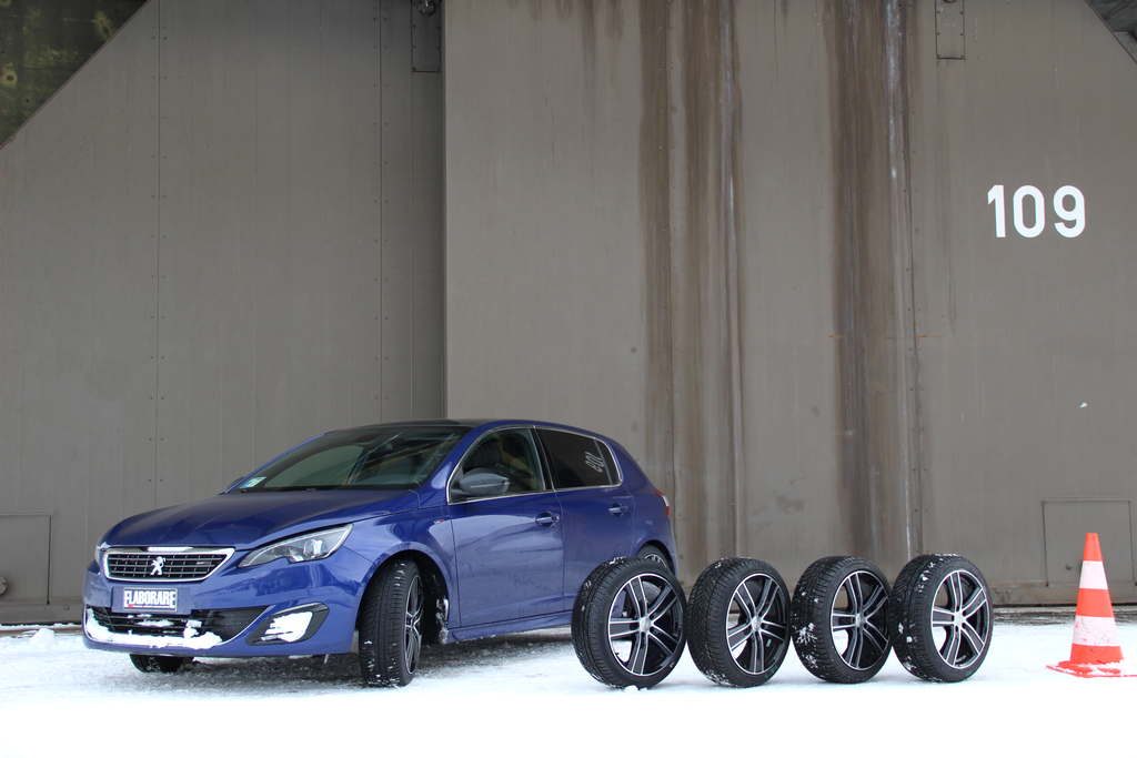 Test pneumati invernali con  Bridgestone, Continental, Goodyear, Hankook e Michelin.