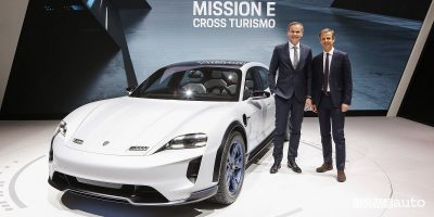 Porsche Ginevra 2018 Mission E Cross Turismo