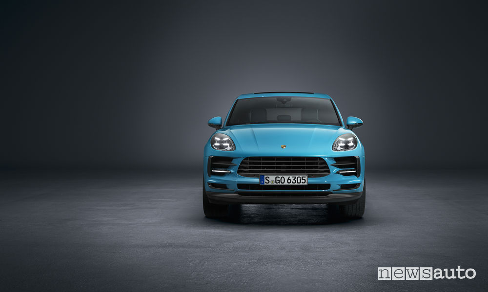 Nuova Porsche Macan vista anteriore 2018 - 2019