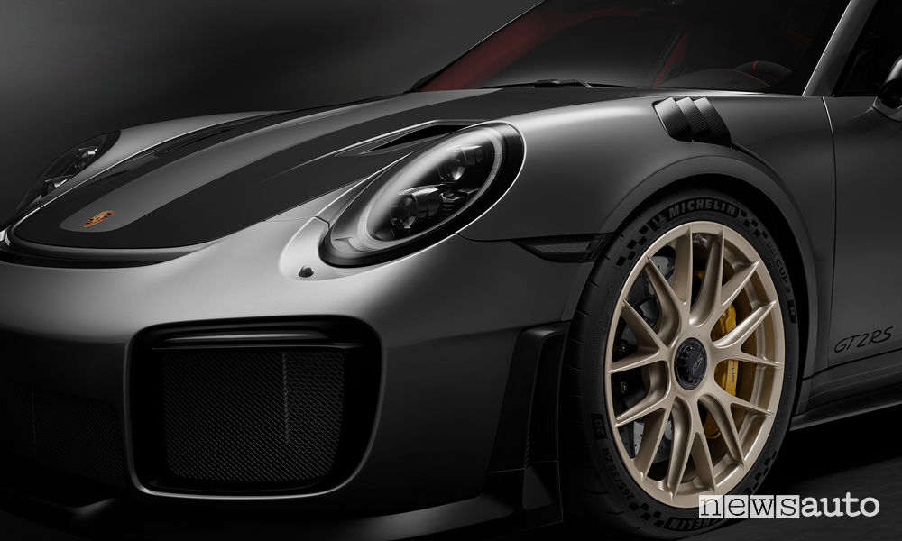 Pneumatici sportivi Michelin Pilot Sport Cup 2 R