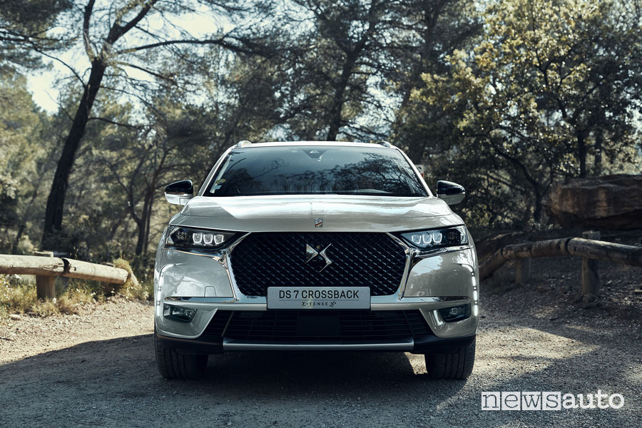 DS 7_Crossback E-Tense 4x4, vista frontale