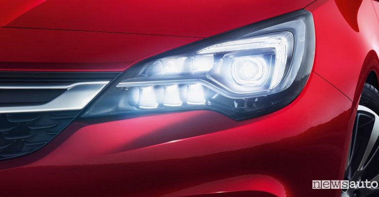 Fari full LED Opel ntelliLux LED