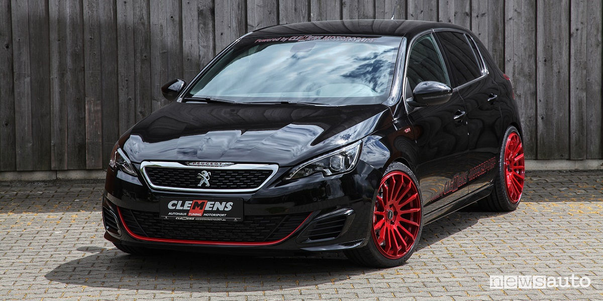 Peugeot 308 stance