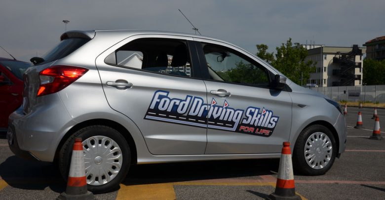 Corsi guida sicura Ford Driving Skills For Life