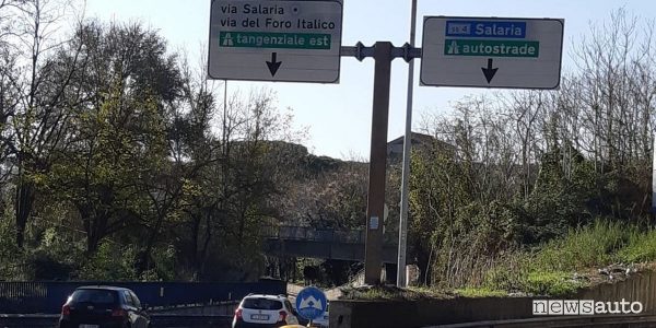 Incroci pericolosi a Roma Via Prati Fiscali-03