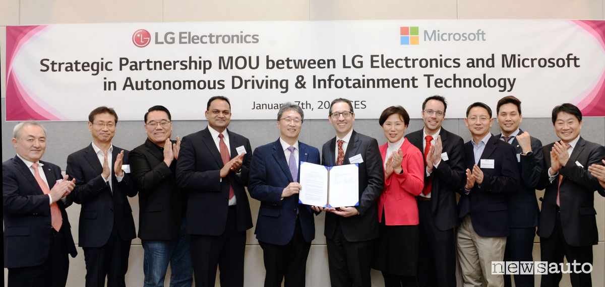 Guida autonoma: novità LG e Microsoft