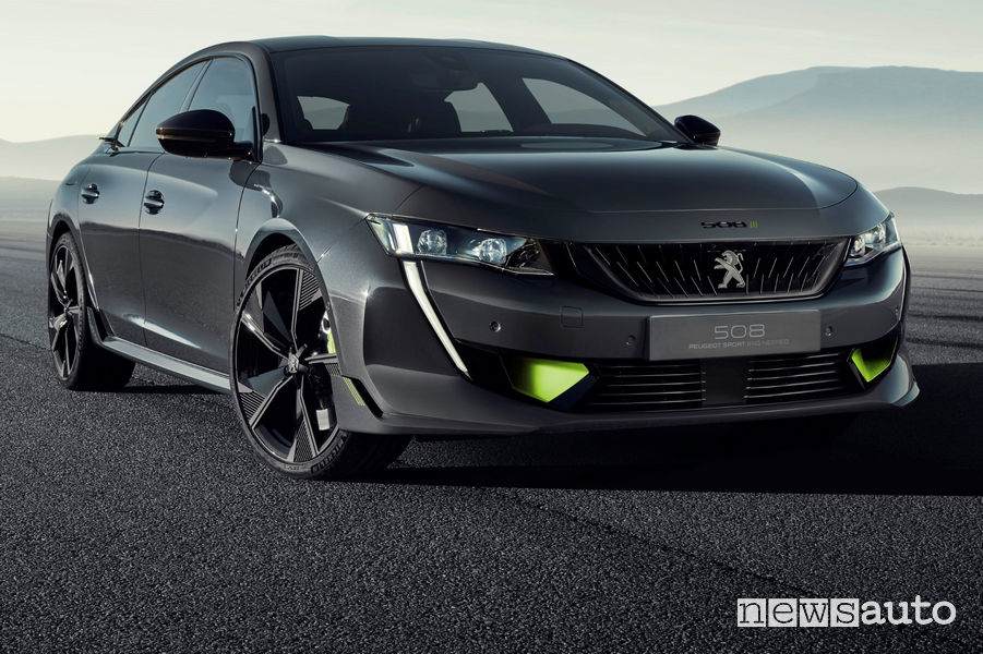 Peugeot 508 Sport Engineered concept, vista di profilo