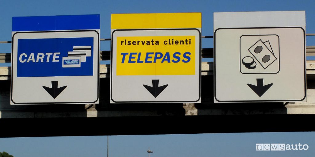 Cartello Telepass. Rimborso pedaggio cashback Autostrade