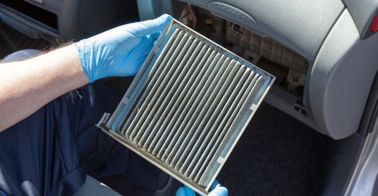 Manutenzione auto fai da te controllo filtro abitacolo
