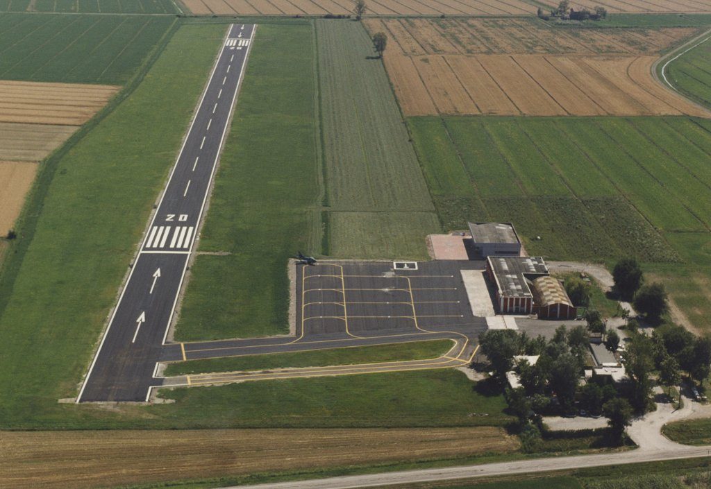 Aeroporto di Carpi dove è decollato l'elicottero