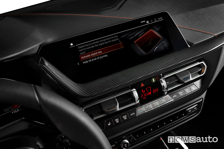 Nuova BMW Serie 1 Digital Key monitor 10,25"