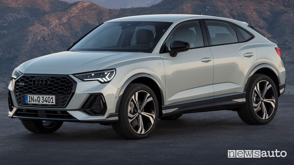 Audi Q3 Sportback vista di profilo