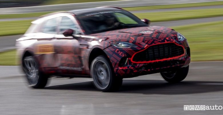 Aston Martin DBX