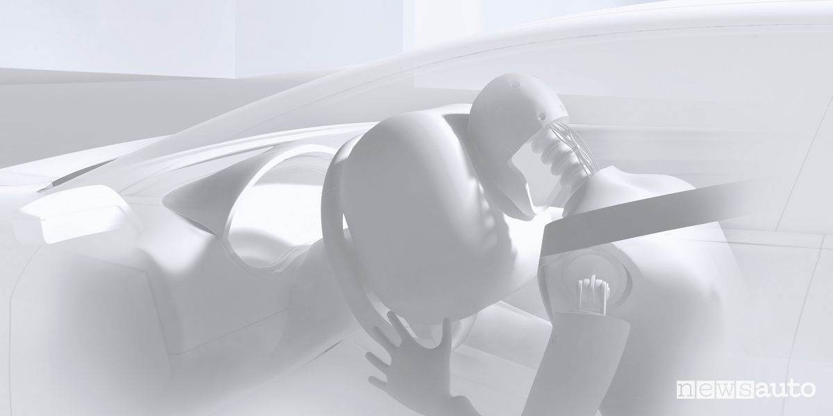 Incidenti auto elettriche folgorazioni airbag