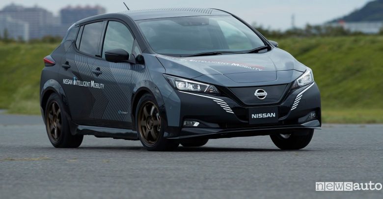 Auto elettrica ad alte prestazioni, prototipo Nissan su base Leaf