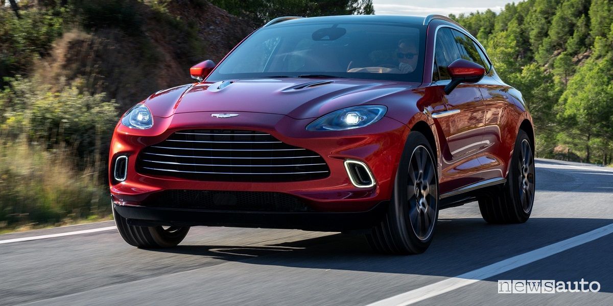 Aston Martin DBX