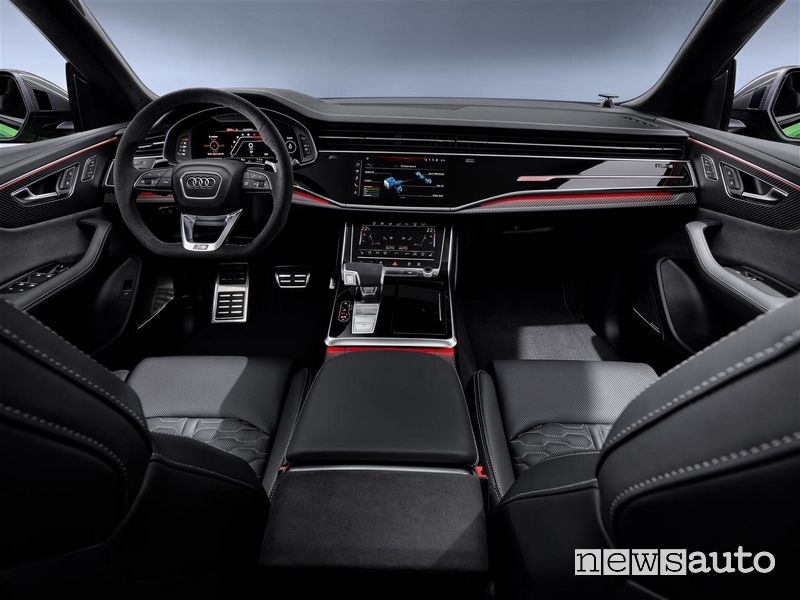 Interni, volante Audi RS Q8