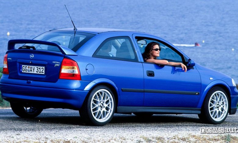 Opel Astra OPC 1999 fiancata