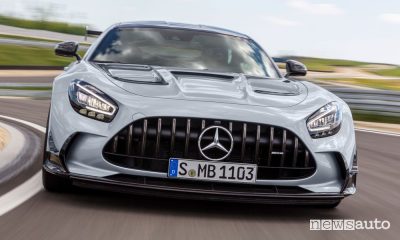 Vista frontale Mercedes-AMG GT Black Series