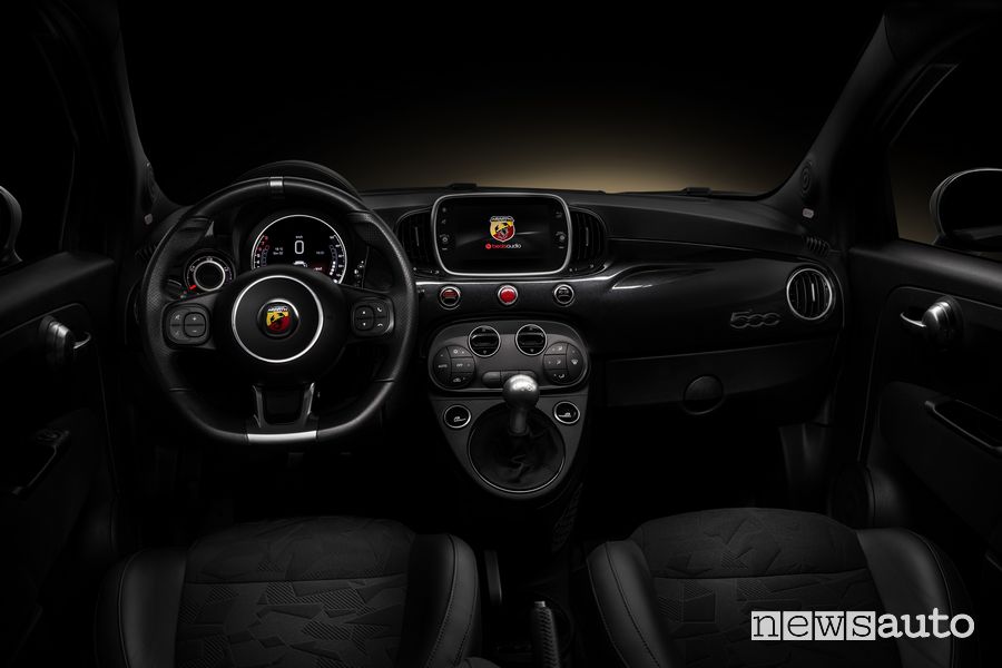 Plancia strumenti abitacolo Abarth 595 Scorpioneoro