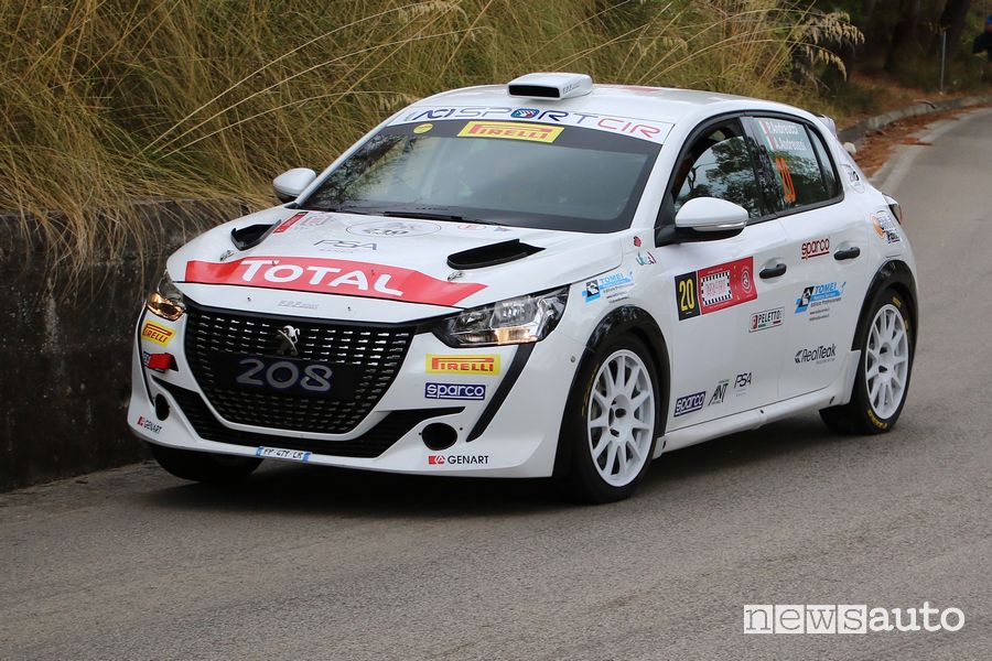 Peugeot 208 Rally 4 Peugeot Competition 2021