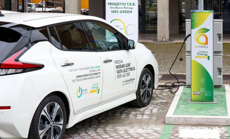 Colonnine auto elettriche, ricarica per Nissan Leaf a Terni