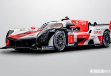 Vista di profilo Toyota GR010 Hybrid Hypercar
