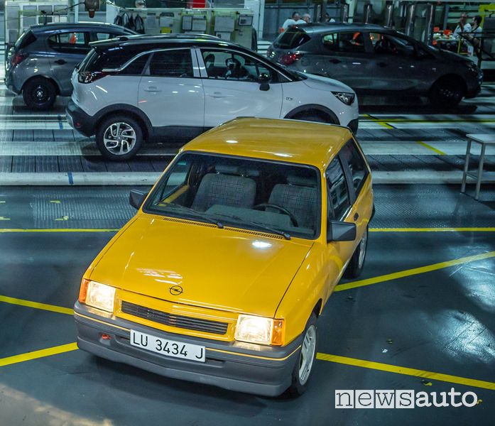 Opel Corsa GT nello stabilimento Saragozza