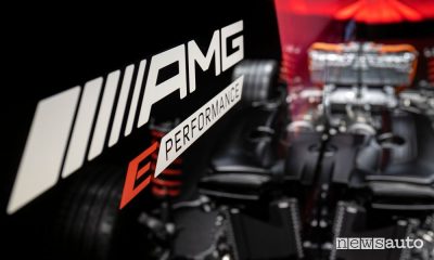 Auto ibride ed elettriche sportive Mercedes-AMG E Performance, caratteristiche