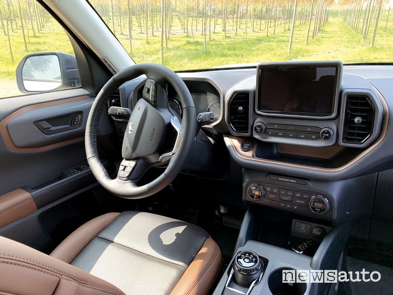 Plancia strumenti abitacolo Ford Bronco Sport