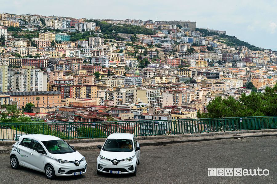Renault Zoe E-Tech Electric car-sharing Amicar a Napoli