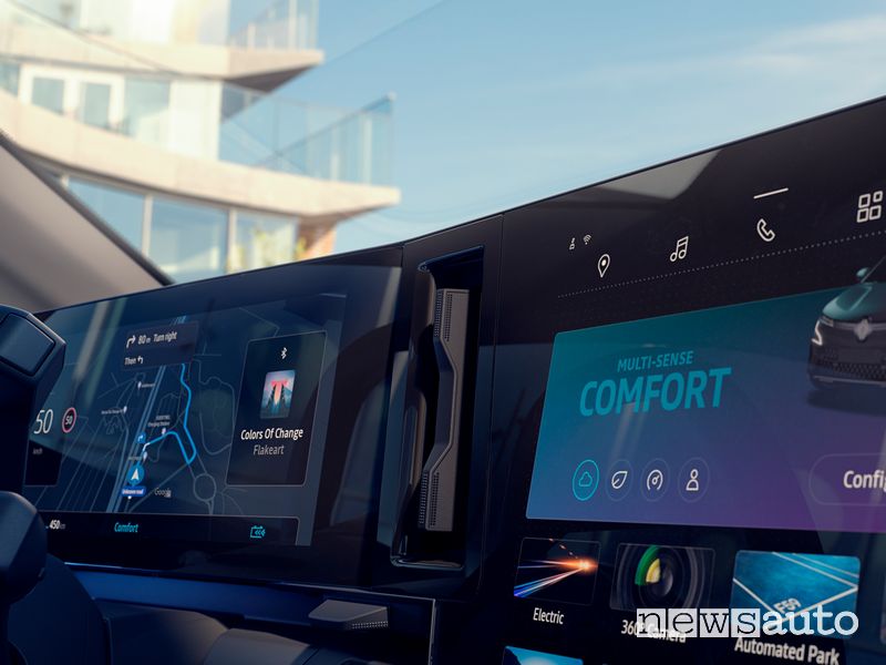 Plancia multimediale OpenR abitacolo nuova Renault Mégane E-TECH Electric