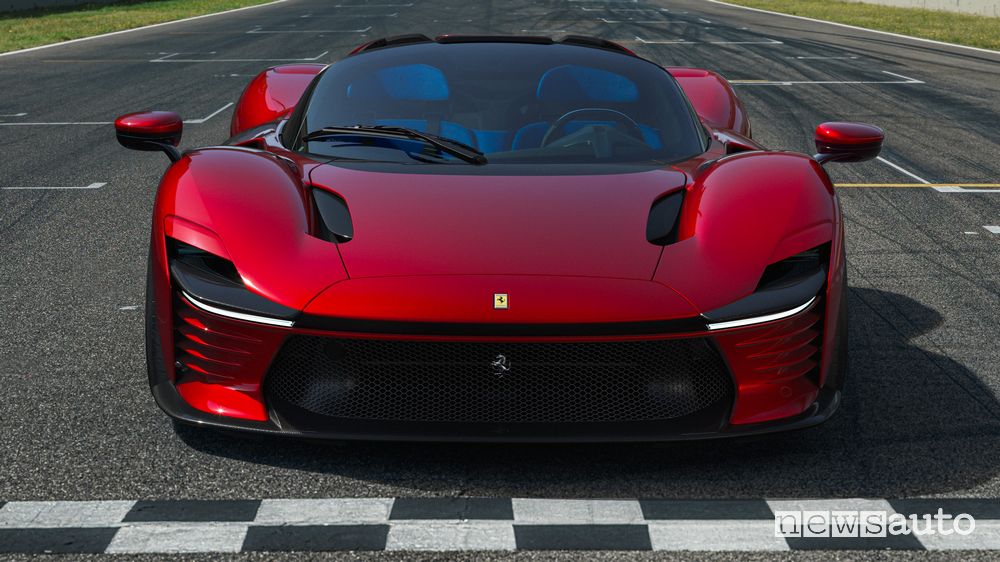 Frontale nuova Ferrari Daytona SP3