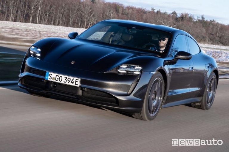 Nuova Porsche Taycan Caratteristiche Autonomia Batteria E Prezzi nuova-porsche-taycan-caratteristiche-autonomia-batteria-e-prezzi