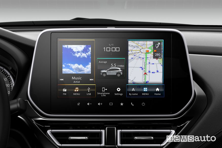 Touchscreen infotainment abitacolo nuovo Suzuki S-Cross Hybrid