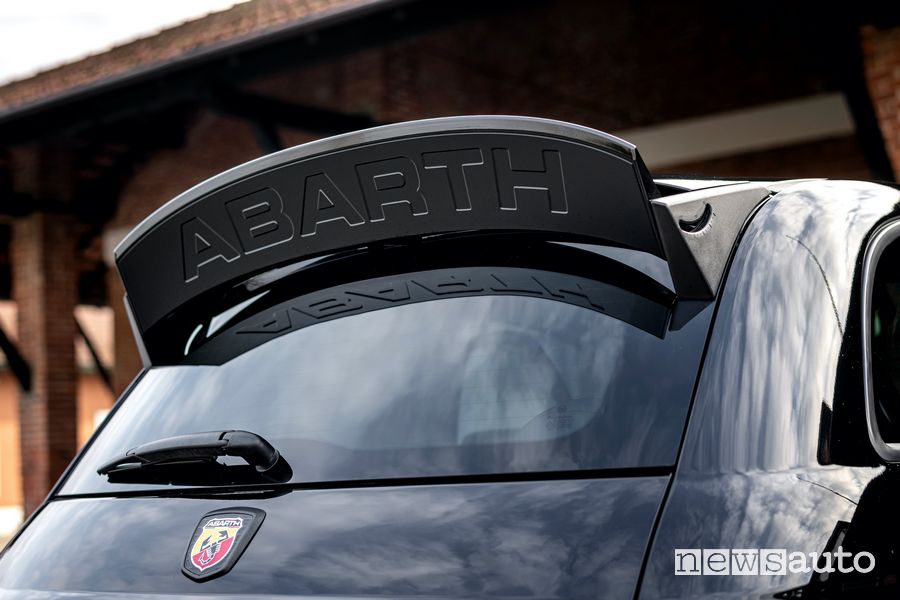 Abarth Spoiler with Variable Trim