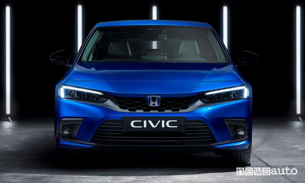 Front new Honda Civic e: HEV