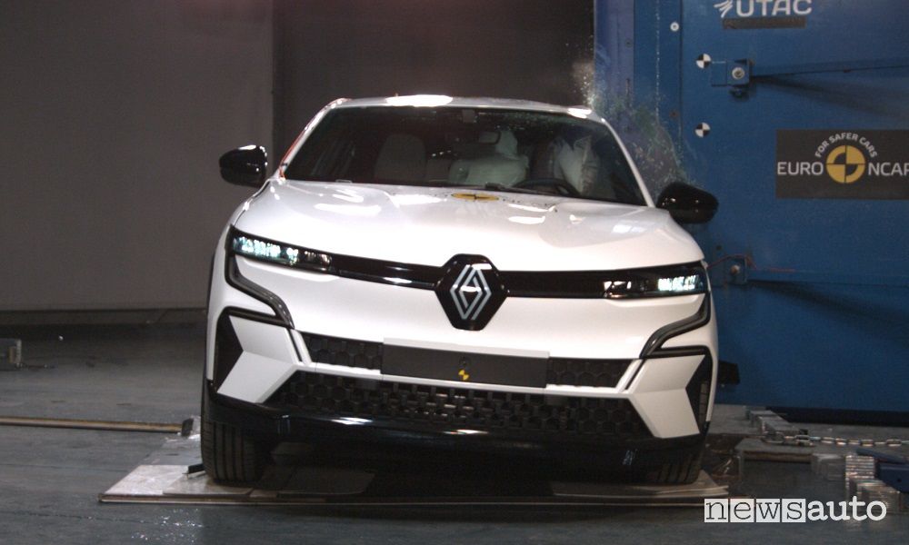 Euro NCAP Lexus, Renault, Volkswagen, crash test a 5 stelle